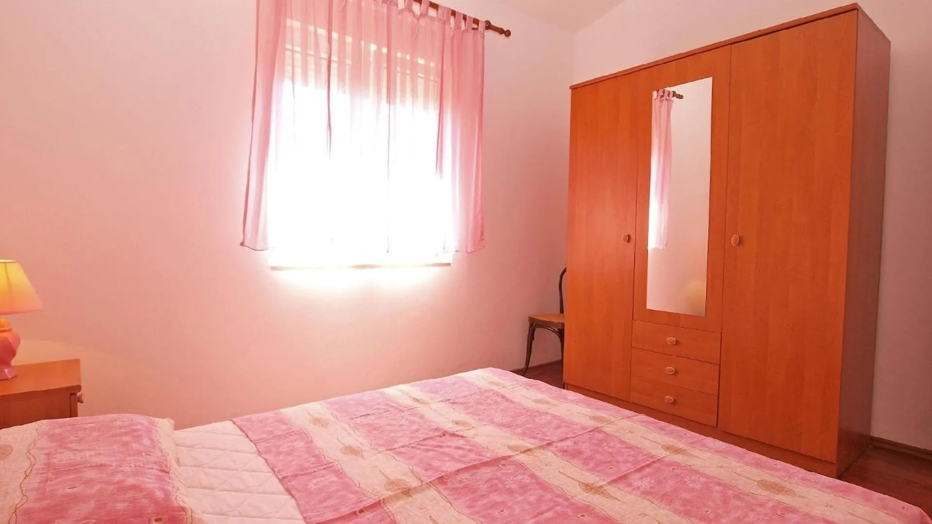 Ferienwohnung Fuer 4 Personen Ca 45 Qm In Valbandon, Istrien Istrische Riviera Apartment Valbandon