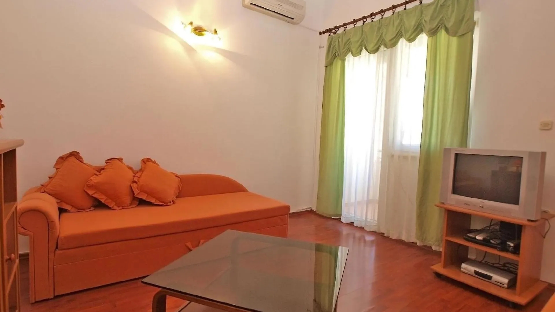 Ferienwohnung Fuer 4 Personen Ca 45 Qm In Valbandon, Istrien Istrische Riviera Apartment